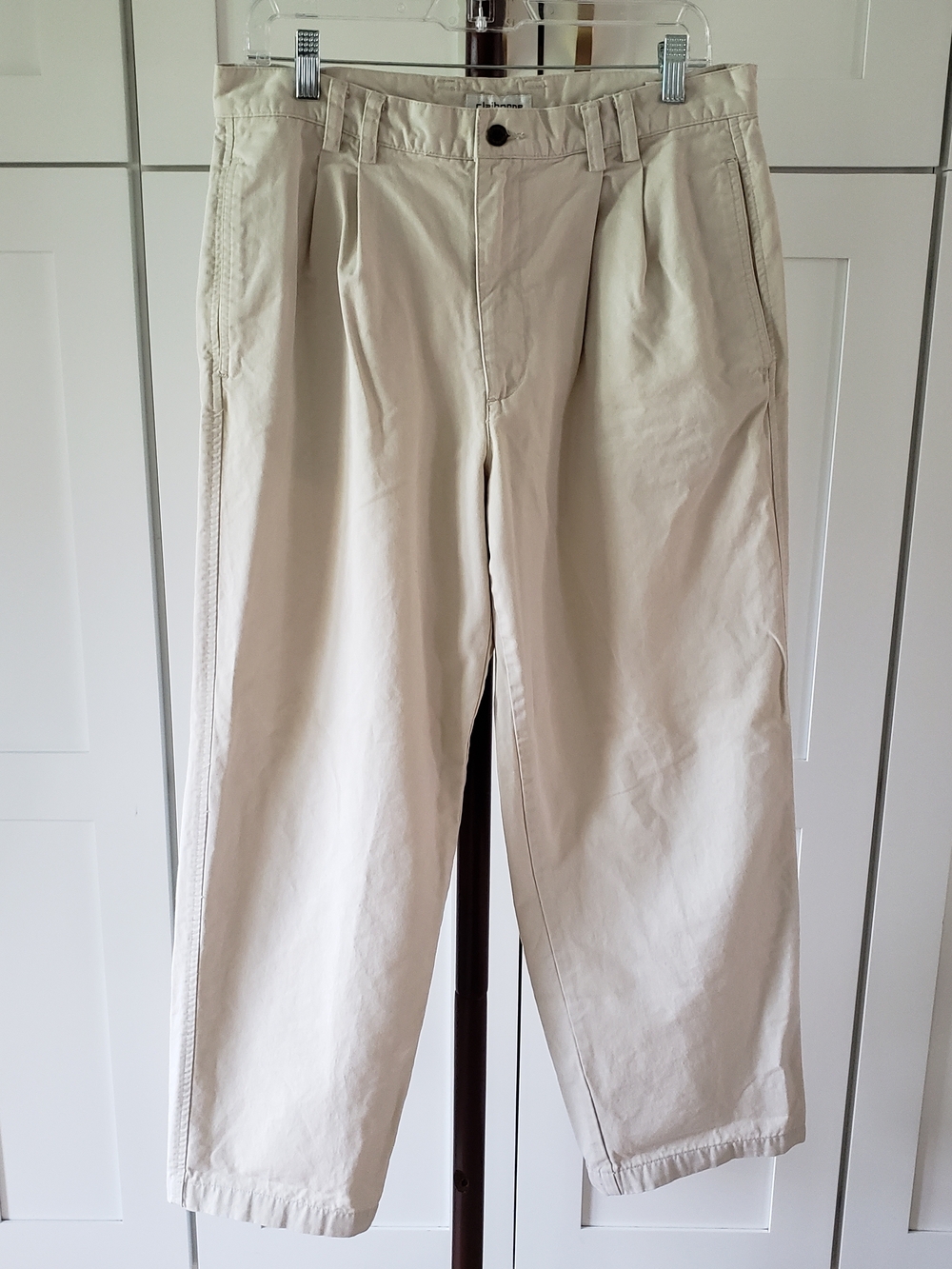 Men's Casual Pleated Chino Pants in Cream